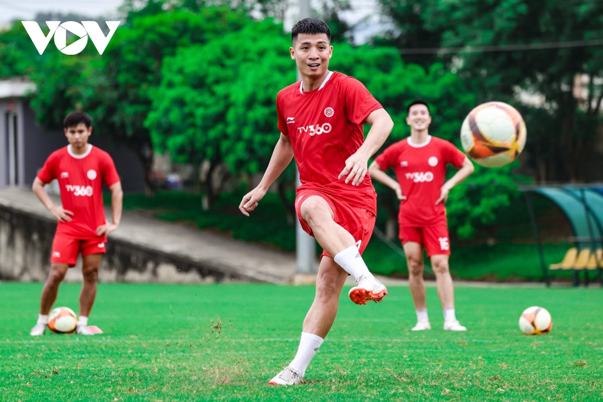 Bùi Tiến Dũng tự tin gửi chiến thư trước thềm trận Thể Công Viettel vs Hà Nội FC